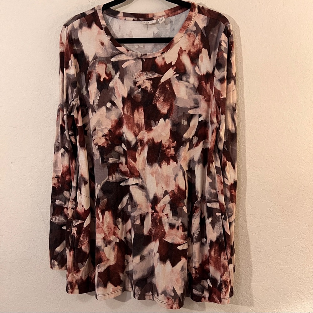 Logo by Laurie Goldstein Kristina Top Midnight Floral Long Sleeve Size M